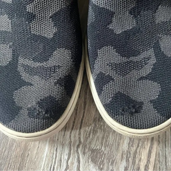 Rothy's The Original Slip On Sneaker in Black Camo Knit Shoes W7.5