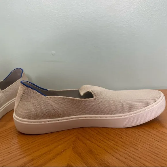 Rothy’s The Original Slip On Sneakers in Sand Women’s Size 8