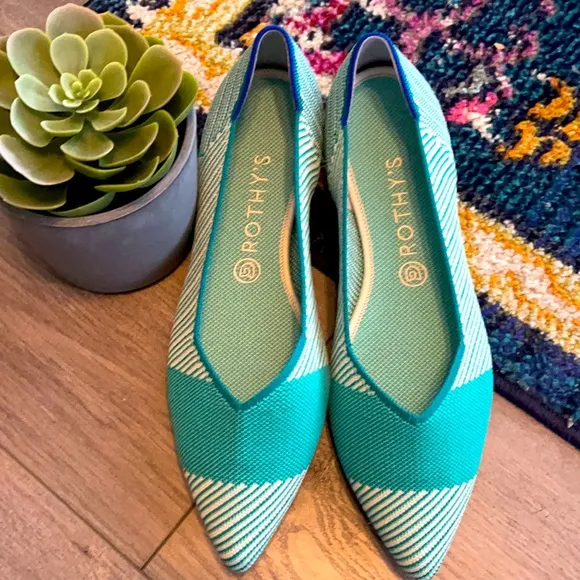 Rothys the point size 12 sherbet green woman’s flat shoes
