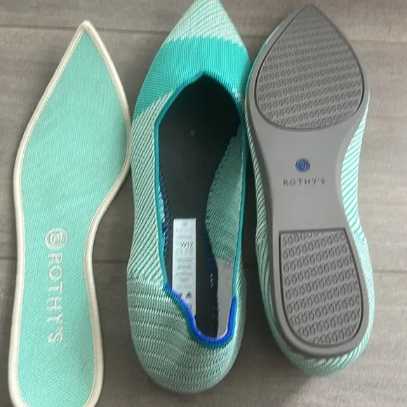 Rothys the point size 12 sherbet green woman’s flat shoes