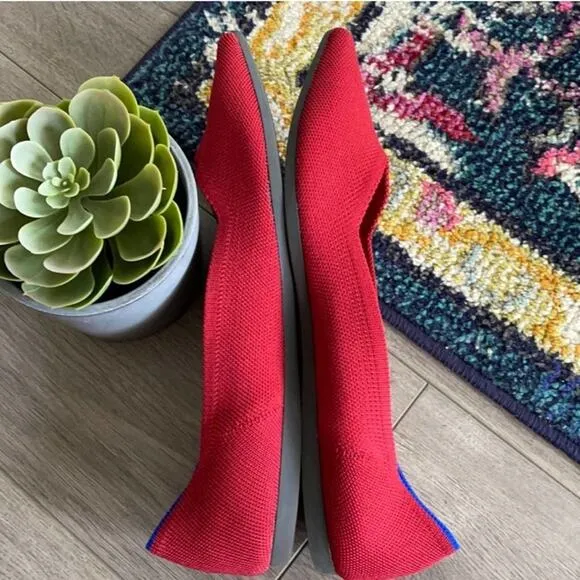 Rothys the point size 7 red woman’s flat shoes