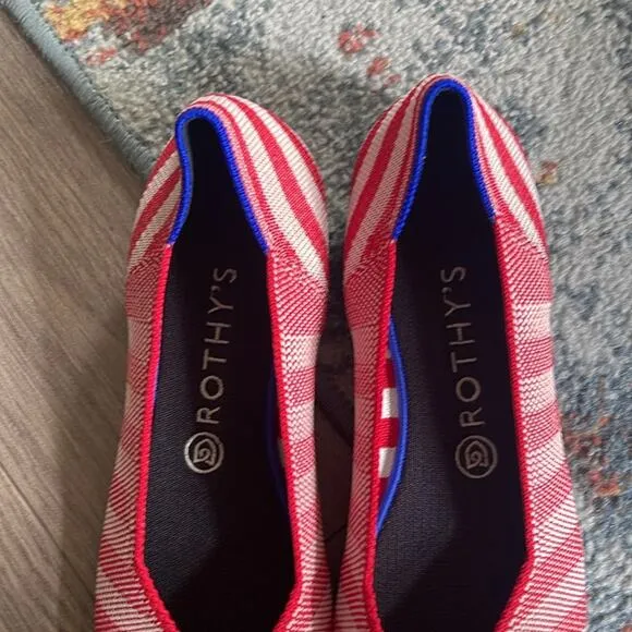Rothys the round toe oposite stripe size 7  flat woman shoes