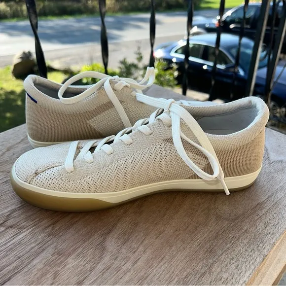 Rothy's Women's Lace Up Knit Lowtop Flat Sneakers Shoes Biscuit Size 8.5M