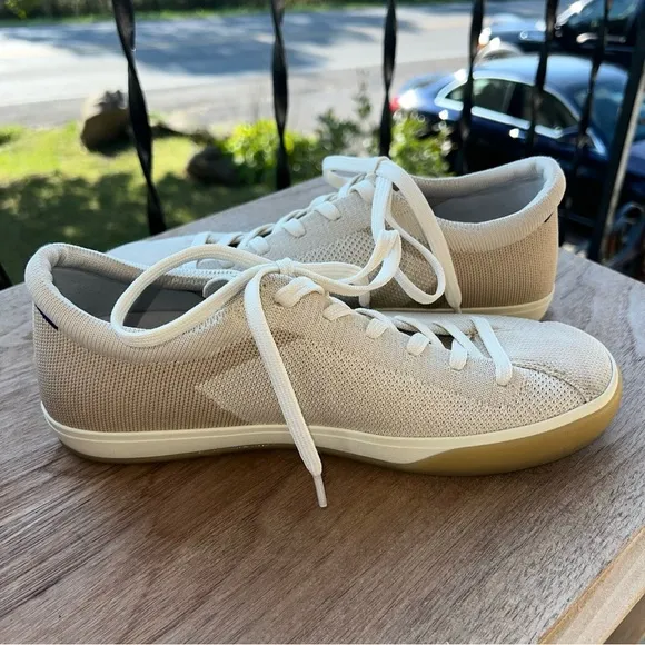 Rothy's Women's Lace Up Knit Lowtop Flat Sneakers Shoes Biscuit Size 8.5M