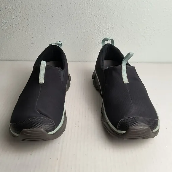 Salomon Black Sneakers with Sporty Design and Breathable Material Men's Size 10