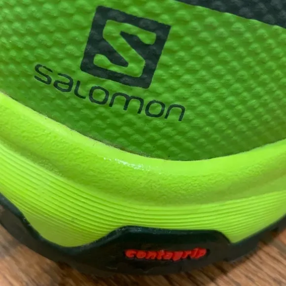 Salomon Men's Outline Hiking Shoes in Size 10.5