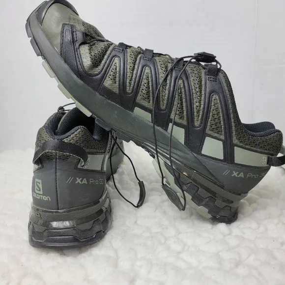 Salomon XA Pro 3D V8 Men's Sneaker Size 9 Forest Green Hiking Shoes