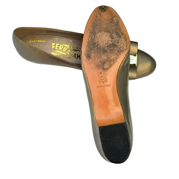 Salvatore Ferragamo Vara Bow Details Flat Shoes Metallic Gold Green Leather