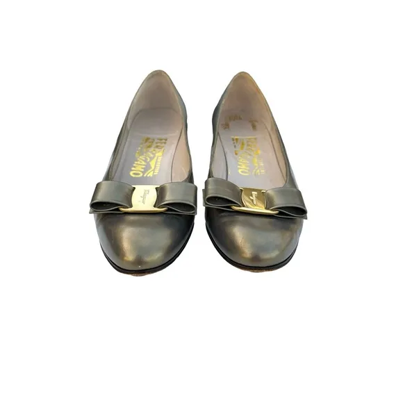Salvatore Ferragamo Vara Bow Details Flat Shoes Metallic Gold Green Leather
