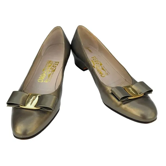 Salvatore Ferragamo Vara Bow Details Flat Shoes Metallic Gold Green Leather