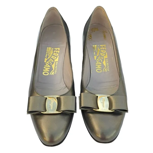 Salvatore Ferragamo Vara Bow Details Flat Shoes Metallic Gold Green Leather