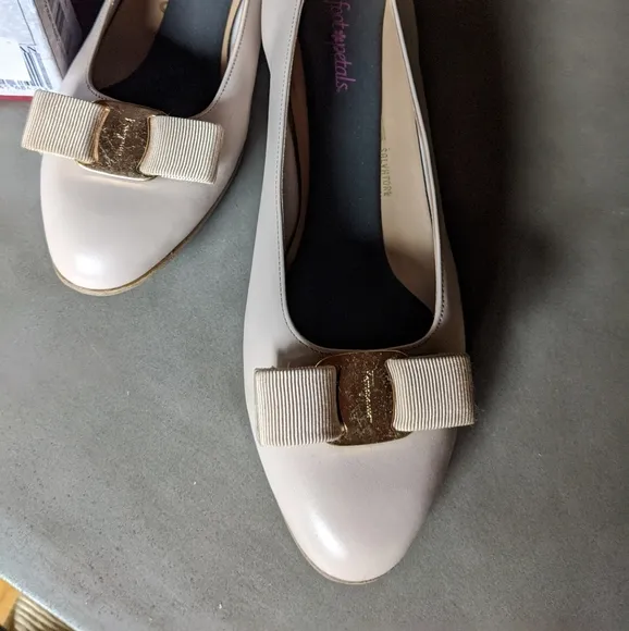 Salvatore Ferragamo Vara Leather Kitten Heel