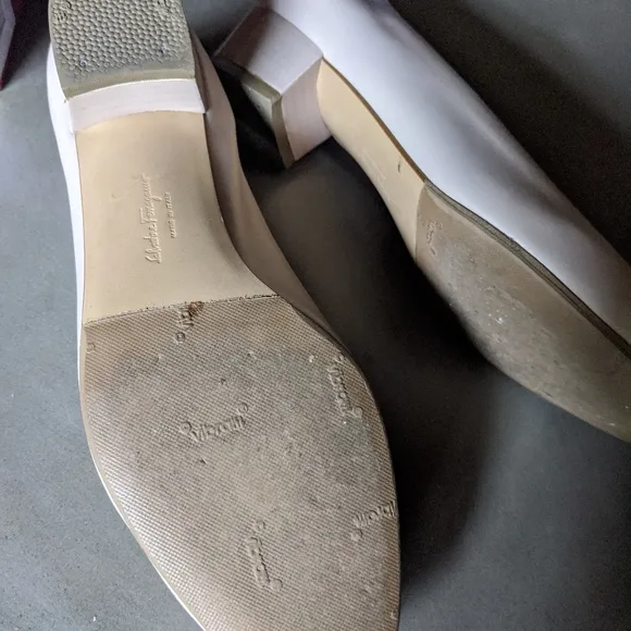 Salvatore Ferragamo Vara Leather Kitten Heel