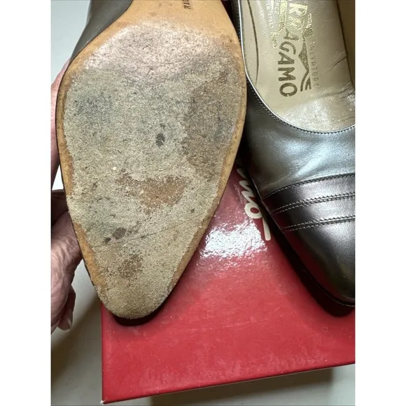 salvatore Ferragamo Women's  Shoes 6 AA Flat (Narrow) Navone Nordstrom $230 Box