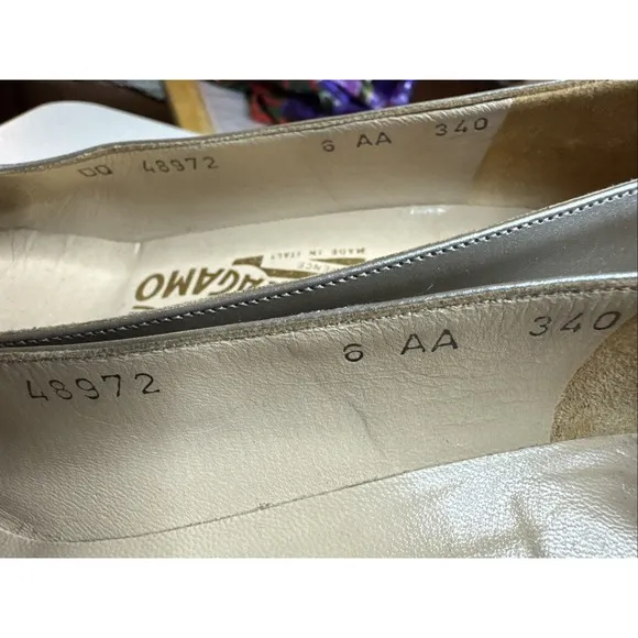 salvatore Ferragamo Women's  Shoes 6 AA Flat (Narrow) Navone Nordstrom $230 Box
