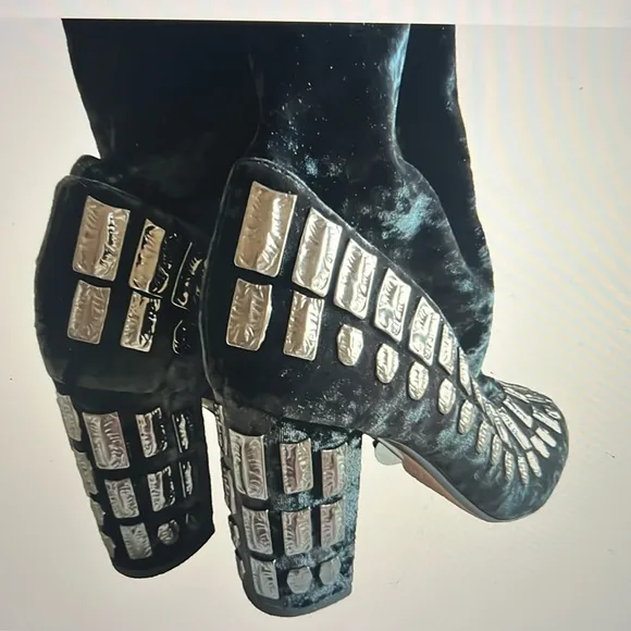 Samuel Faili Black Crushed Velvet  Studded Ankle Boots 9.5 Orig.1025 New