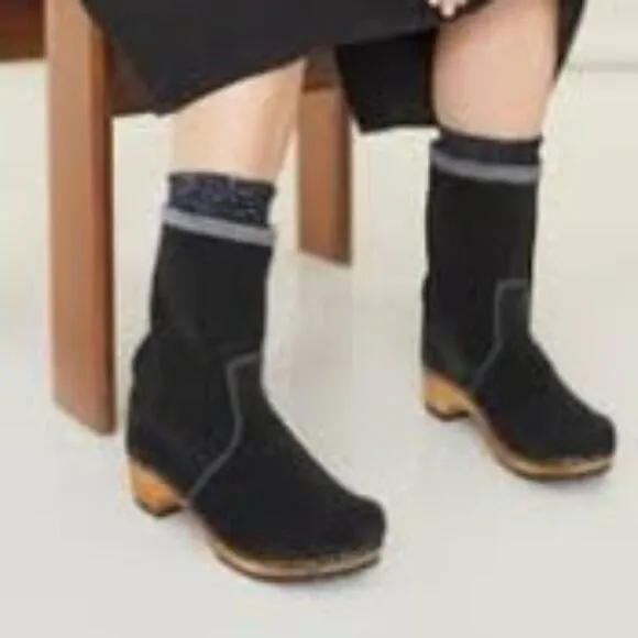 Sanita Risotto Black Suede Gray Trim 100% Leather Wooden Sole Clog Boot Size 38