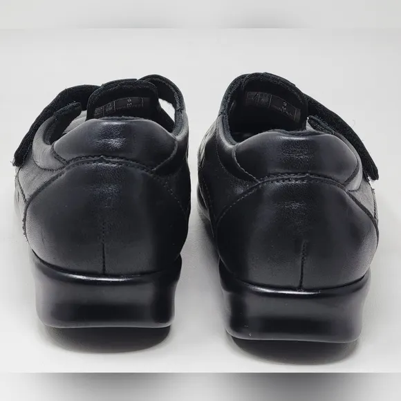 Sas Shoes Roamer Leather Women’s Casual Shoes Low Heel Black Size 9Pre-owned