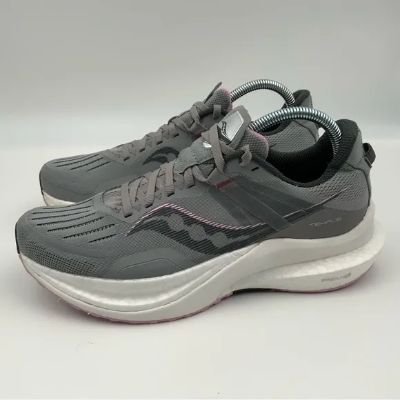 Saucony Tempus Alloy/Quartz Women’s Running Sneakers. Size 9.5.