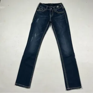 Silver | NWT Suki Curvy Fit Mid Rise Straight Leg Jeans