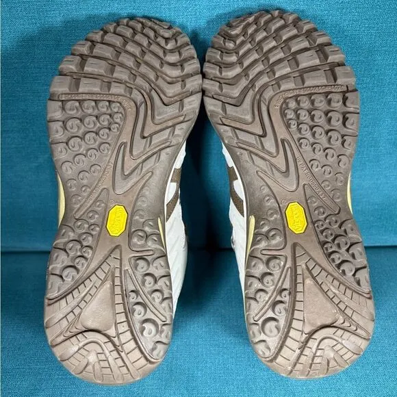 Size 9.5 - Women’s Merrell Siren Sport shoes