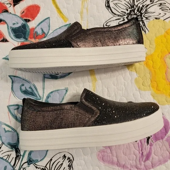 Skecher Street Los Angeles Slip On Shoes