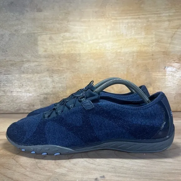 Skechers Breathe Easy Relaxed Fit Womens Sz 11 Slip On Shoes Sneakers Navy Blue