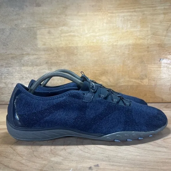 Skechers Breathe Easy Relaxed Fit Womens Sz 11 Slip On Shoes Sneakers Navy Blue