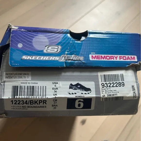 SKECHERS D'Lites Iridescent Glitter Memory foam Sneakers SIZE 6