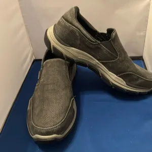Skechers Goodyear, men’s shoes, size 13