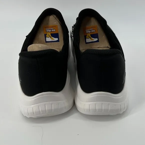 Skechers Men 8.5 WIDE Hands Free Slip-ins BOBS Sport Squad Chaos Sneakers Black