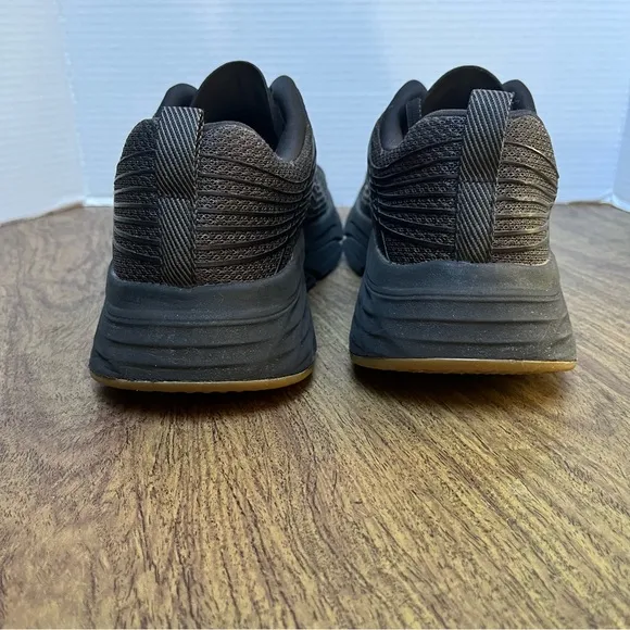 Skechers Ultra Go Run Max Cushion Running Shoe Black Sneakers Size 10