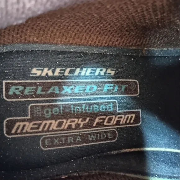 Skechers Waterproof Brown Leather Relaxed Fit Memory Foam Extra Wide 8.5