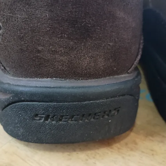 Skechers Waterproof Brown Leather Relaxed Fit Memory Foam Extra Wide 8.5