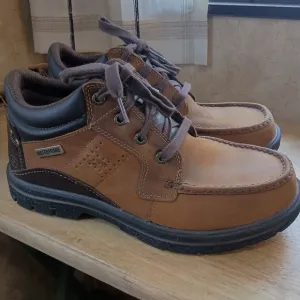 Skechers Waterproof Brown Leather Relaxed Fit Memory Foam Extra Wide 8.5