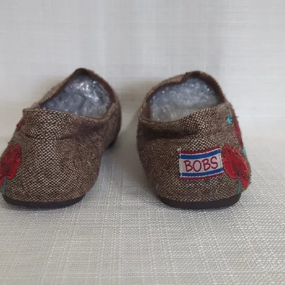 Skechers Women's Brown Slip-On Shoes Flat  Floral Embroidery Comfy 10
