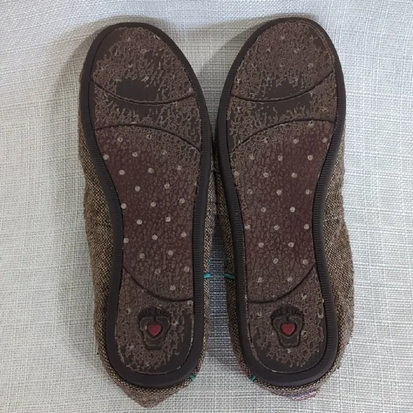 Skechers Women's Brown Slip-On Shoes Flat  Floral Embroidery Comfy 10