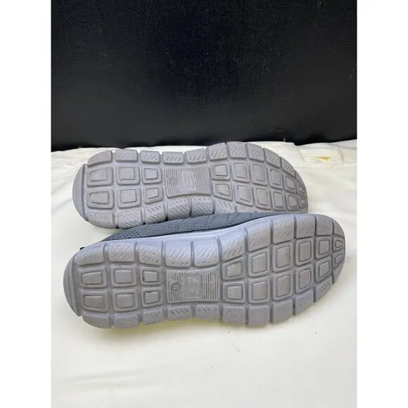 Sketchers Mens Gray Sneakers Shoes Memory Foam Wide Fit Size 11 SKU 6441