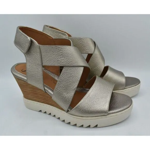 Sofft Womens Size 9.5 Uxley Grey Gold Metallic Leather Wedge Sandals Shoes