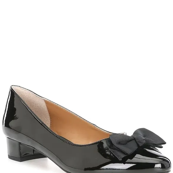 Solid black patent J Renée bow low pumps heels shoes, size 9.5 W