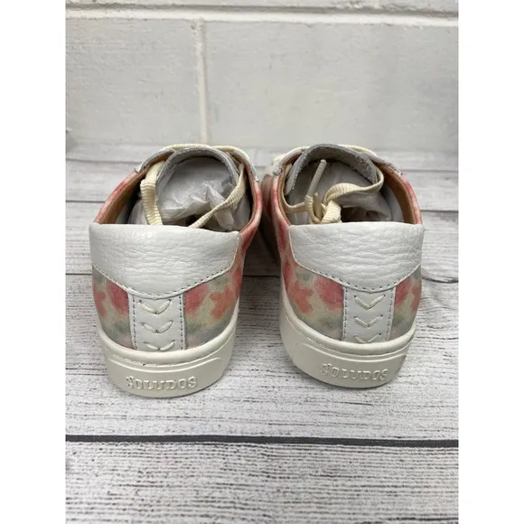 Soludos Leather Sneakers Floral Accents Casual Shoes Women's Size 6.5 NIB