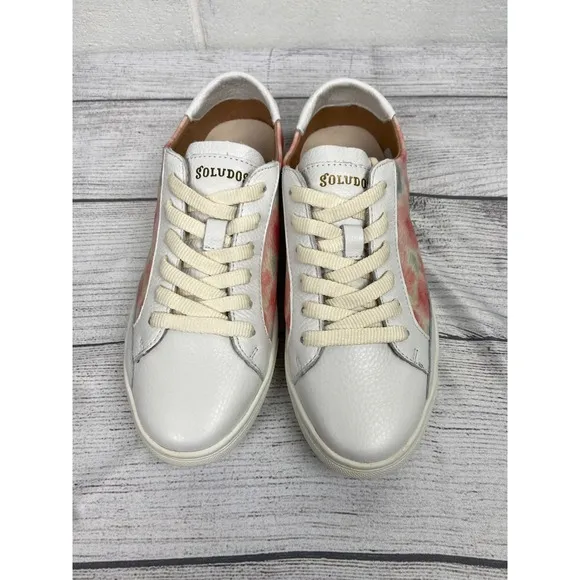 Soludos Leather Sneakers Floral Accents Casual Shoes Women's Size 6.5 NIB