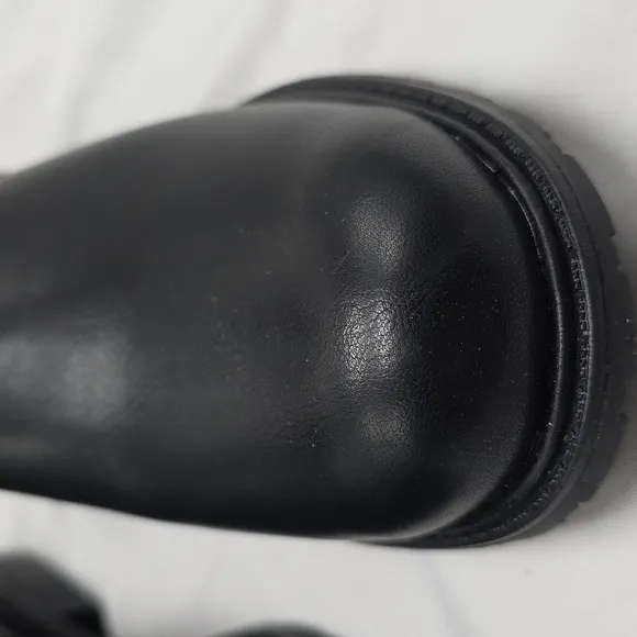 Sonoma Lottiee Almond Toe Mens Black Leather Chelsea Boots Memery Foam Ladies 8
