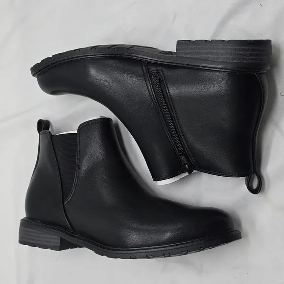 Sonoma Lottiee Almond Toe Mens Black Leather Chelsea Boots Memery Foam Ladies 8