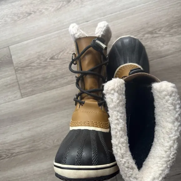 SOREL COMFORTABLE WATERPROOF BOOTS SIZE 5, EUR 37