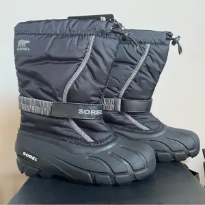 Sorel Flurry Winter Snow Boots Big kid size 5