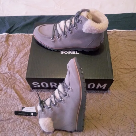 Sorel Harlow Lace Cozy Boots