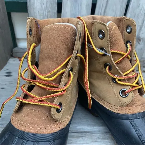 SOREL Kids' Cheyanne II Leather 200g Waterproof Winter Boots NWOT size 2