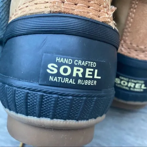 SOREL Kids' Cheyanne II Leather 200g Waterproof Winter Boots NWOT size 2