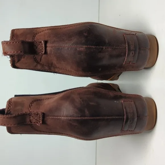 Sorel Lea hidden wedge Chelsea leather ankle boots womans size 8 EU 39